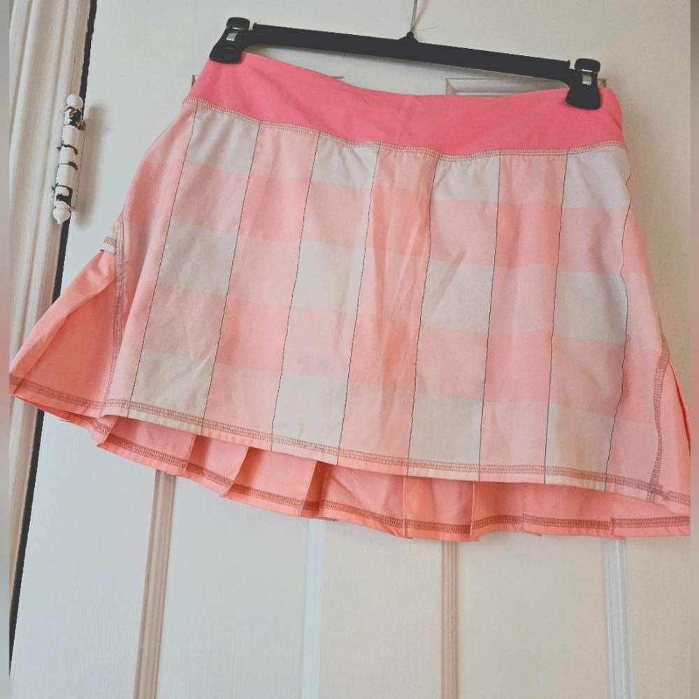 Lululemon  Pink and White Women's Skirt